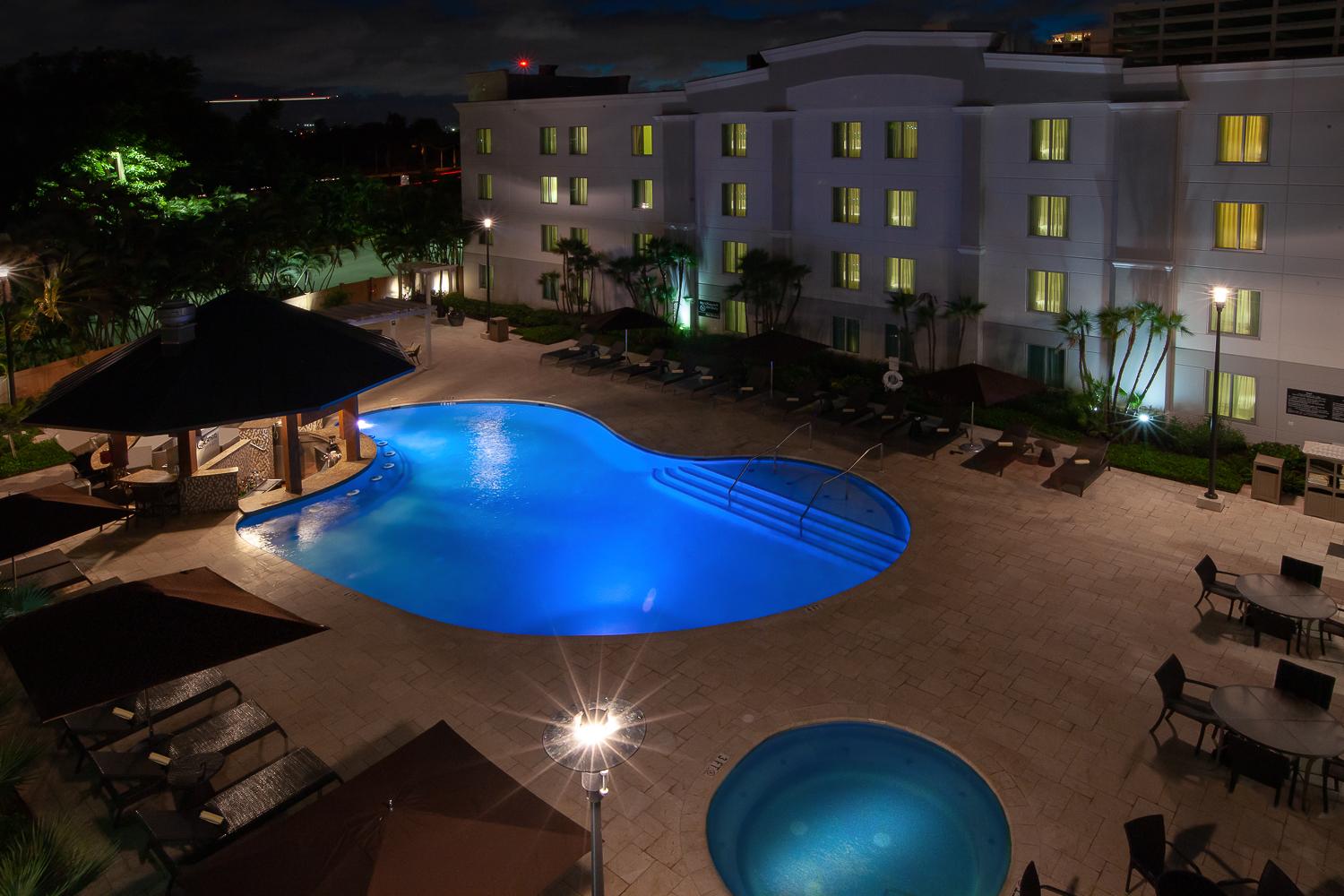 Hampton Inn & Suites San Juan Carolina Extérieur photo