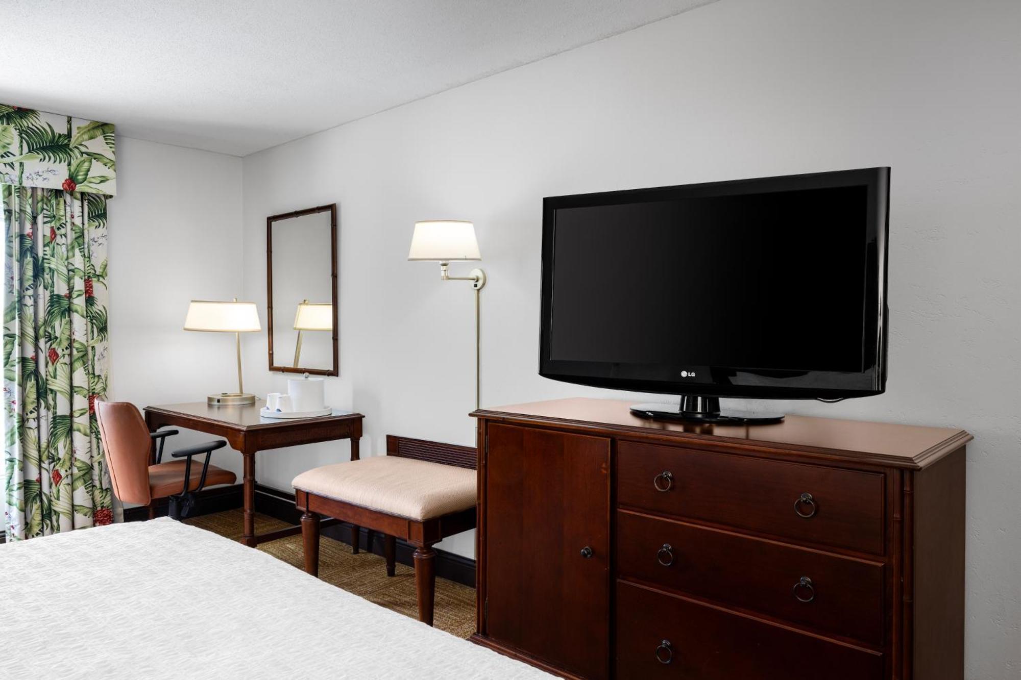 Hampton Inn & Suites San Juan Carolina Extérieur photo