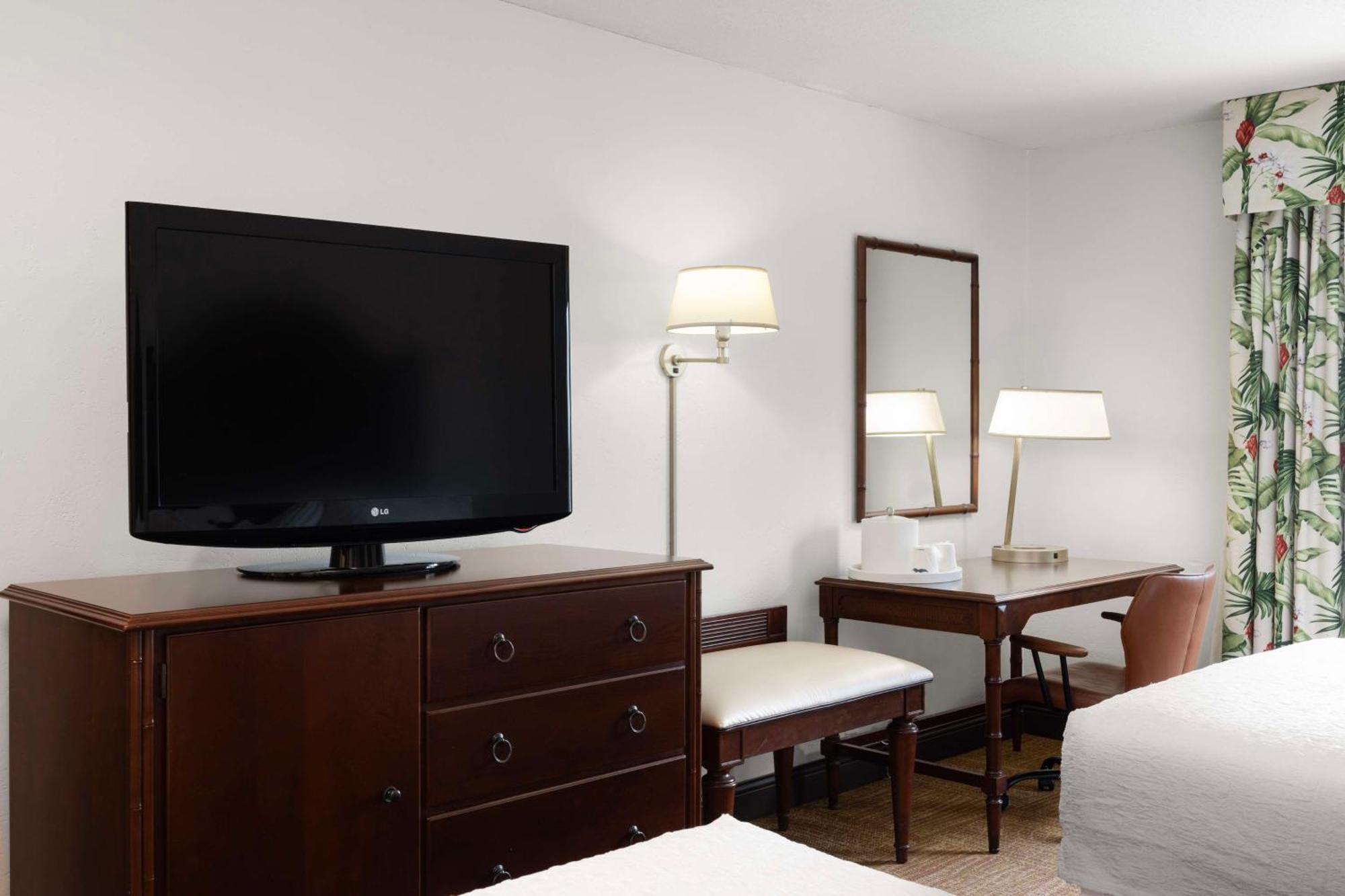 Hampton Inn & Suites San Juan Carolina Extérieur photo